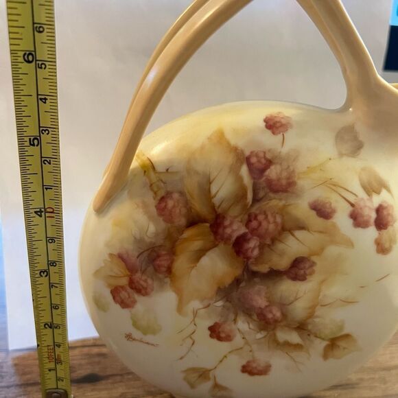 Ornate Pitcher - Picture 4 of 5